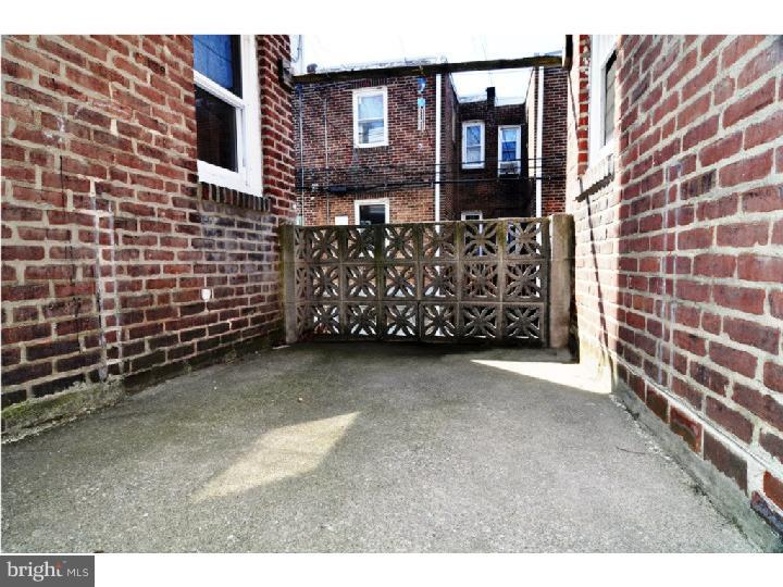 336 Huntley Road Upper Darby, PA 19082 - Photo 7 of 12