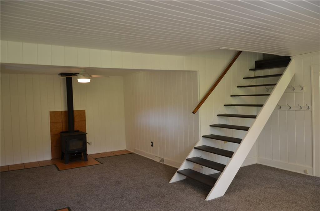 324 Lisbon Road Beaver Falls, PA 15010 - Photo 2 of 25
