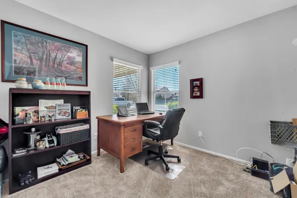 $2,995 | 2815 Minford Street, Lancaster, CA 93536