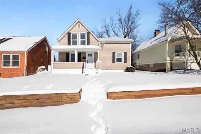 $299,900 | 7721 West Ranken Avenue, Richmond Heights, MO 63117