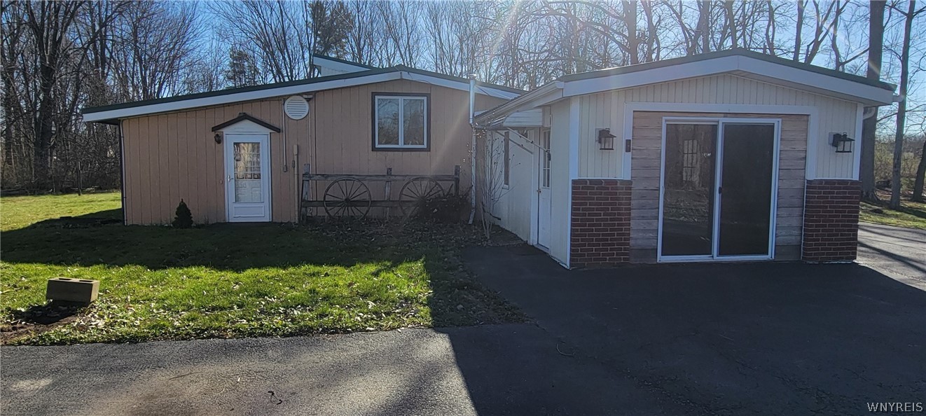 3941 Salt Works Road Ridgeway, NY 14103 - Photo 1 of 1 Welcome - front view