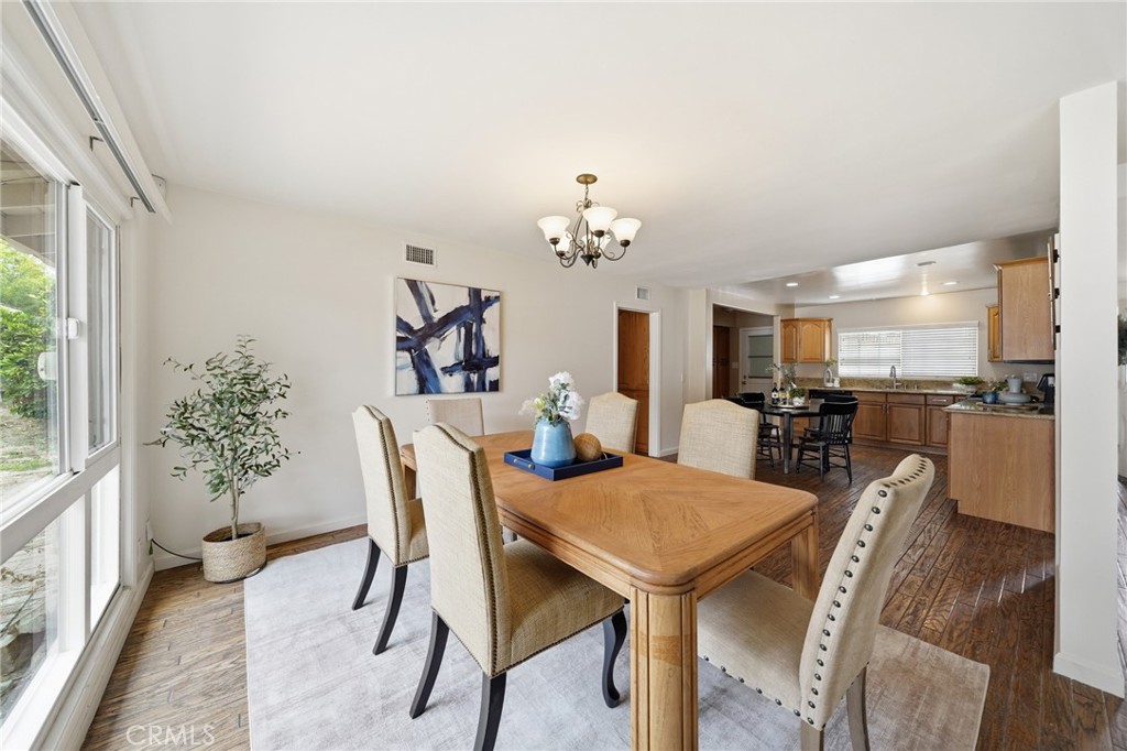 5041 Ridglea Avenue Buena Park, CA 90621 - Photo 19 of 60 DINING AREA