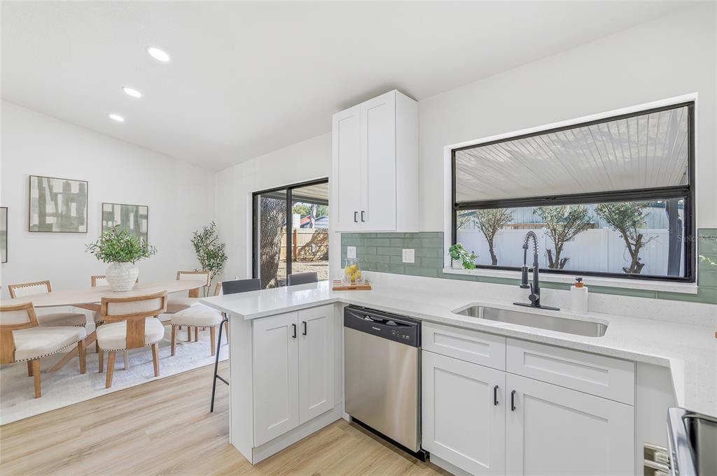 3723 Coppertree Circle Brandon, FL 33511 - Photo 16 of 36