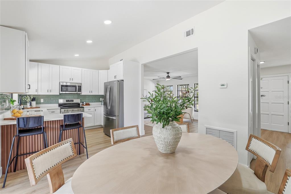 3723 Coppertree Circle Brandon, FL 33511 - Photo 9 of 36