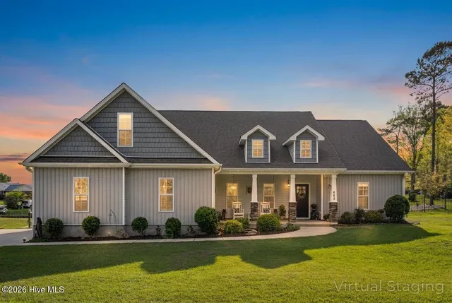 $685,000 | 442 Crow's Nest Lane, Sneads Ferry, NC 28460