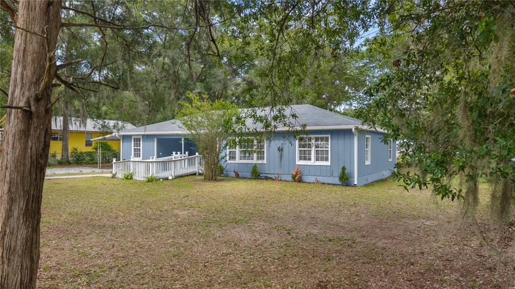 209 Southeast 47th Street Gainesville, FL 32641 - Photo 2 of 45