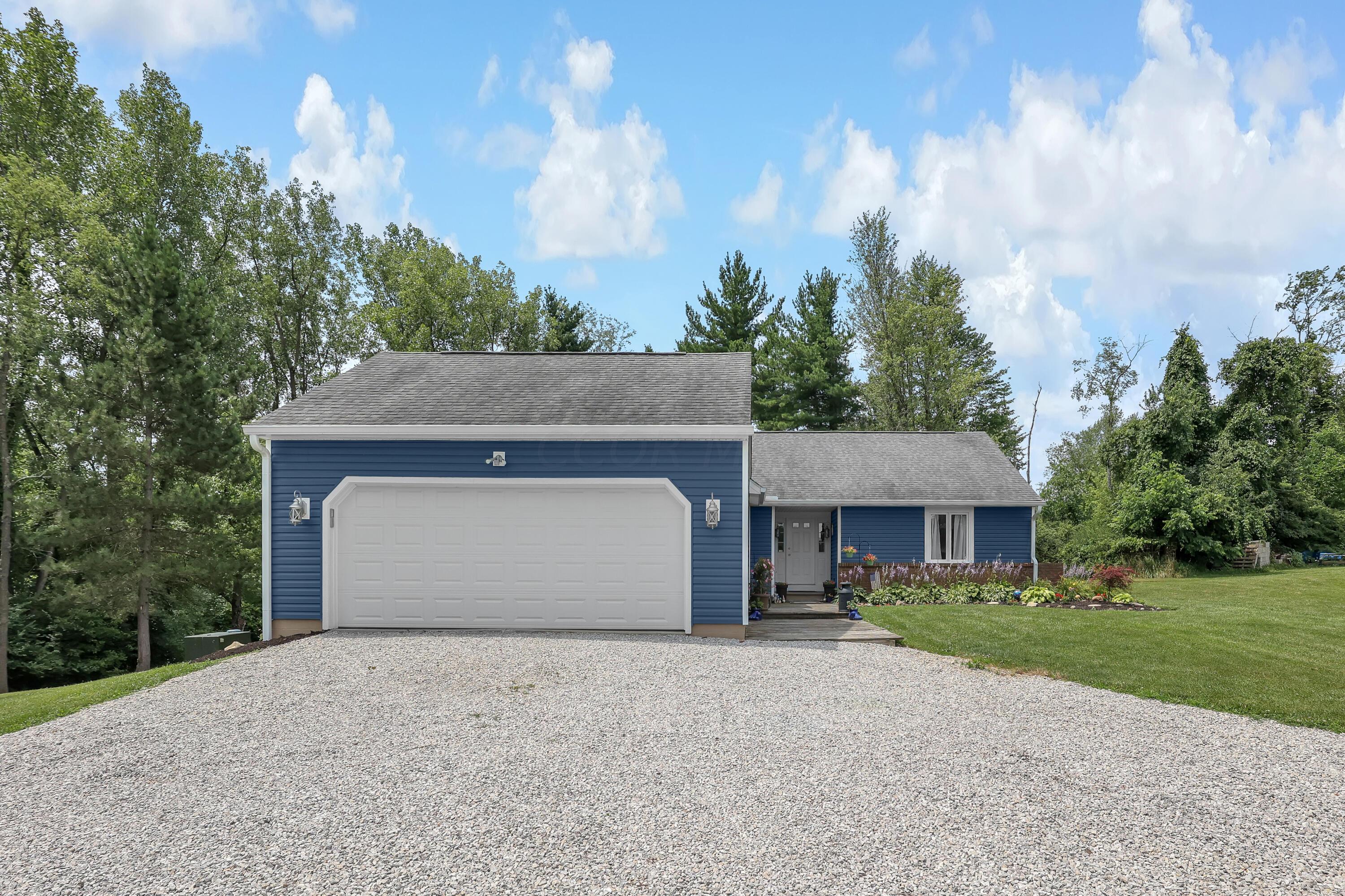 1060 South Watkins Road Alexandria, OH 43001 - Photo 44 of 47 0G7A6908