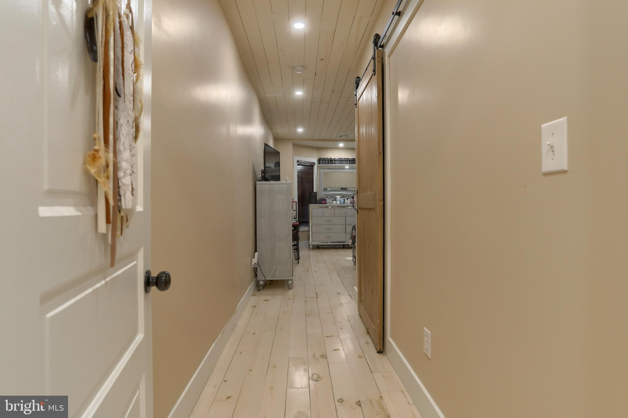 140 South 8th Street Lebanon, PA 17042 - Photo 18 of 34 a view of a hallway with wooden floor