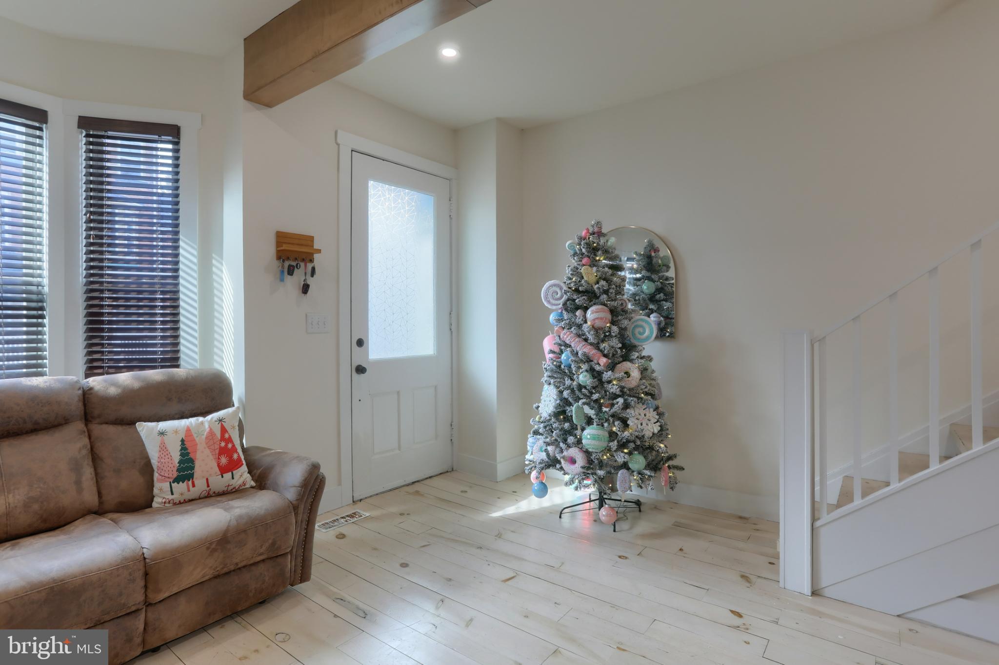 140 South 8th Street Lebanon, PA 17042 - Photo 4 of 34 a living room with furniture and a window