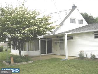 15 Homestead Road Levittown, PA 19056 - Photo 6 of 6 Exterior Back