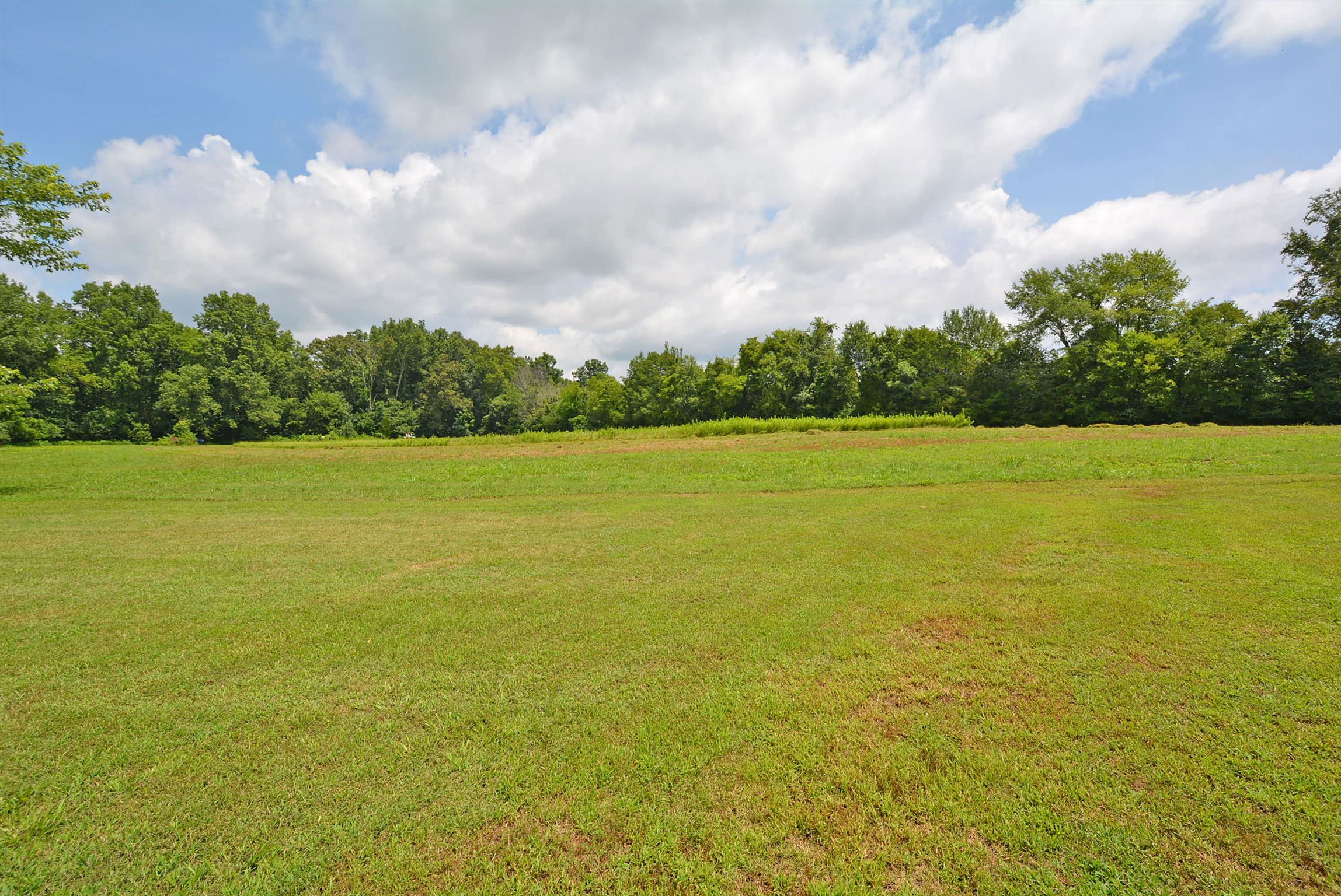 961 Dover Road Clarksville, TN 37042 - Photo 5 of 5 Off Dover Rd.