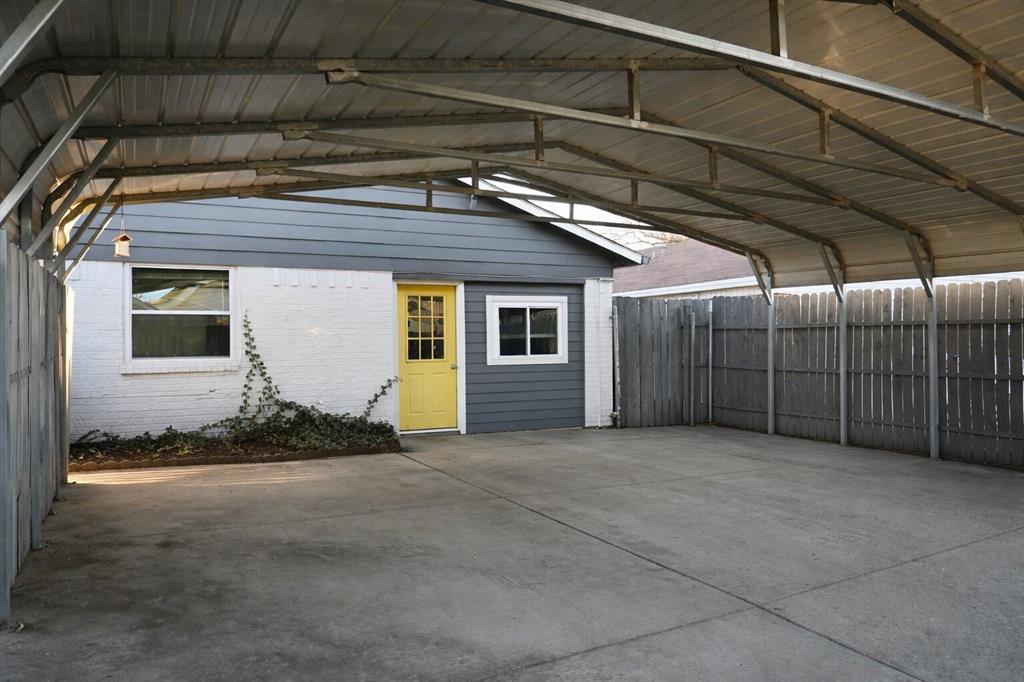 2223 Ridgedale Drive Carrollton, TX 75006 - Photo 26 of 27 a view of a garage
