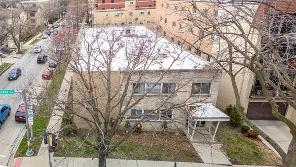 $156,900 | 1008 Washington Boulevard, Unit 5, Oak Park, IL 60302