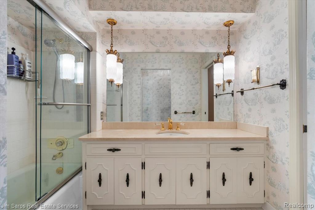 75 South Duval Road Grosse Pointe Shores, MI 48236 - Photo 33 of 50
