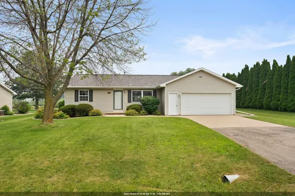 $374,900 | N162 Hopfensperger Road, Appleton, WI 54915