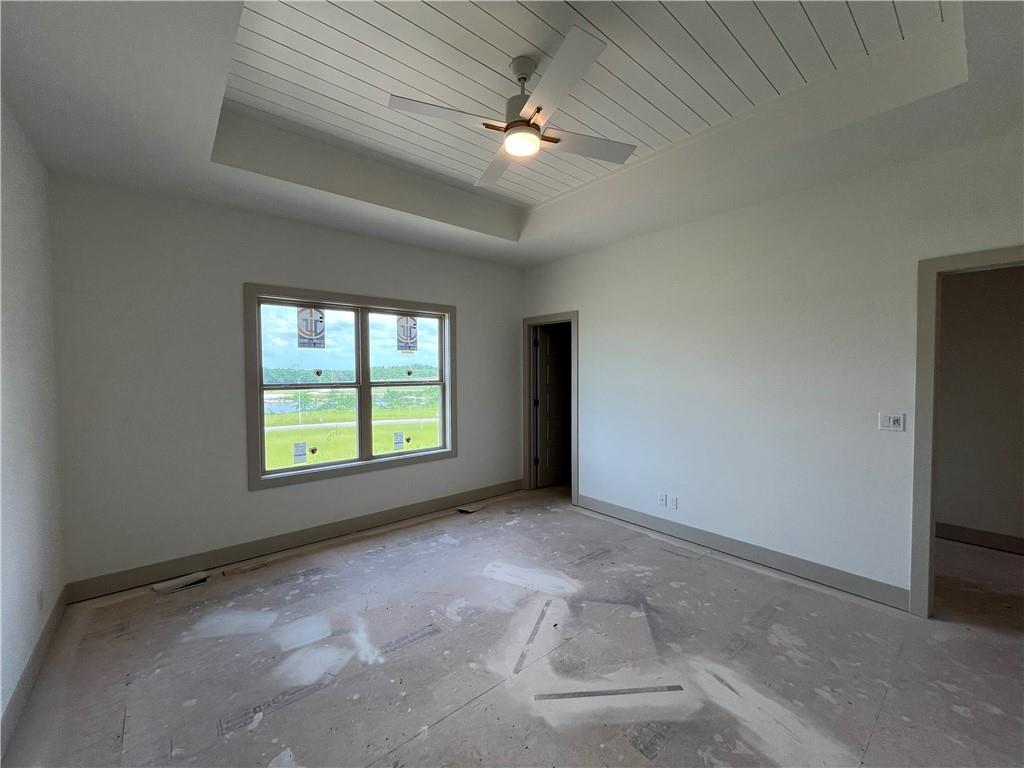 1628 Hanover Lane Raymore, MO 64083 - Photo 9 of 19
