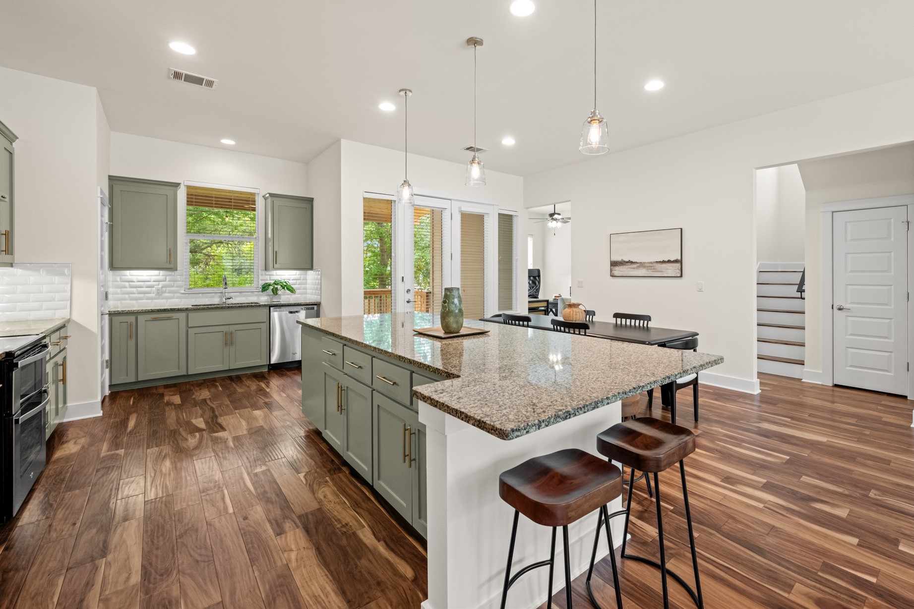 2402 Bahama Road Austin, TX 78733 - Photo 9 of 40
