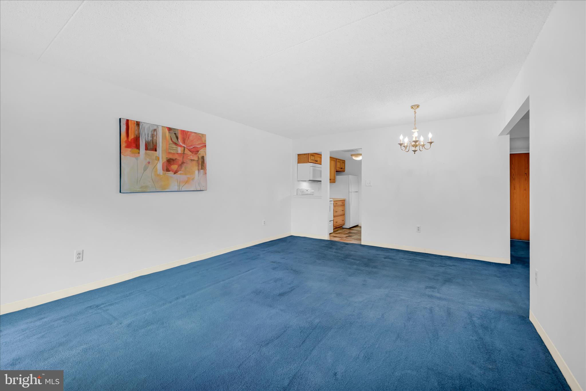 800 Avondale Road, Unit 6P Wallingford, PA 19086 - Photo 12 of 27 an empty room with a door
