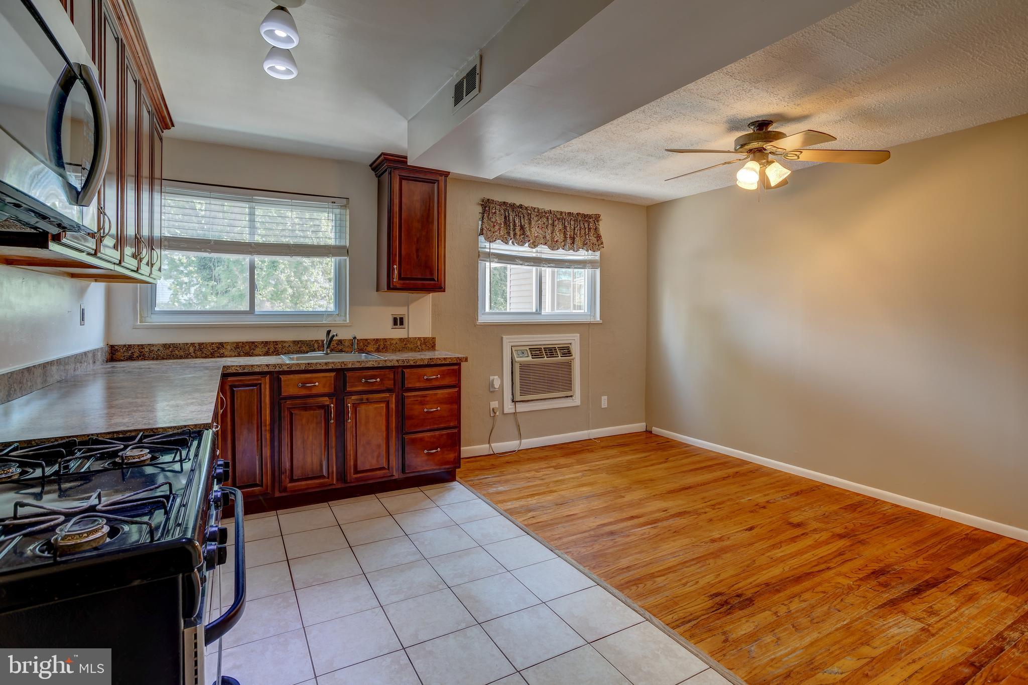 915 Grant Road Folcroft, PA 19032 - Photo 10 of 18