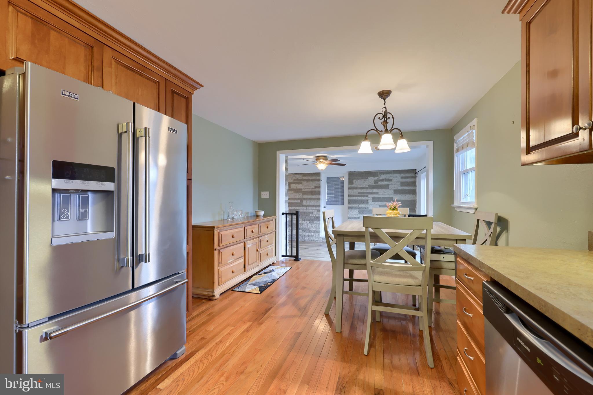 4682 East Prospect Road York, PA 17406 - Photo 3 of 36 Gallery Image 3