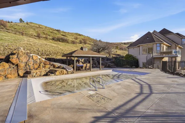 $2,390,000 | 20915 East Jesse Lane, Liberty Lake, WA 99016