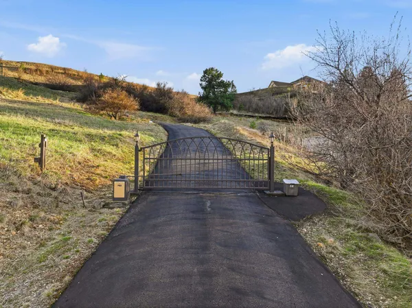 $2,390,000 | 20915 East Jesse Lane, Liberty Lake, WA 99016