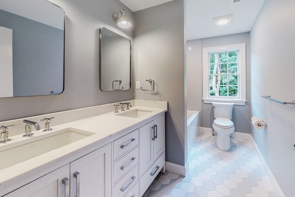 614 Barretts Mill Road Concord, MA 01742 - Photo 15 of 21