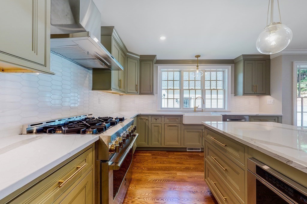 614 Barretts Mill Road Concord, MA 01742 - Photo 3 of 21