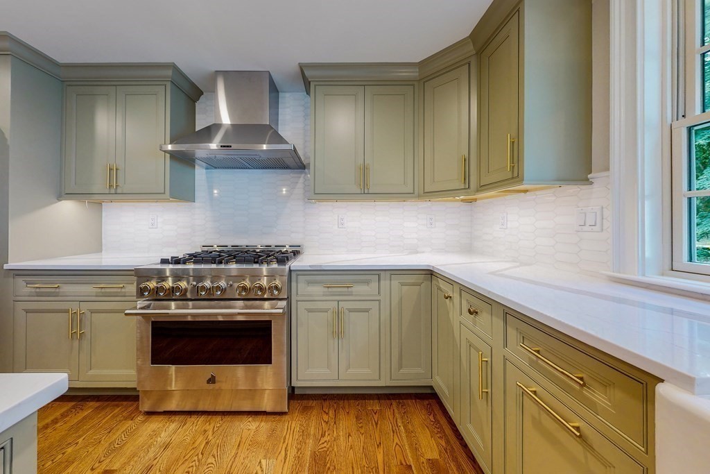 614 Barretts Mill Road Concord, MA 01742 - Photo 4 of 21