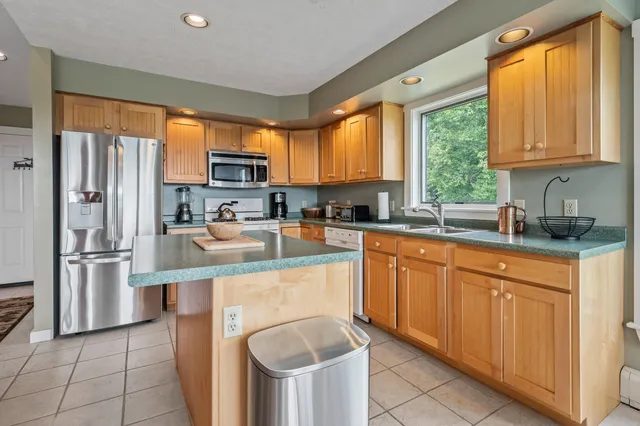 $895,000 | 59 Skyland Drive, Dallas Plt, ME 04970