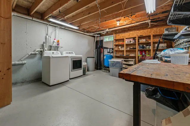 $895,000 | 59 Skyland Drive, Dallas Plt, ME 04970