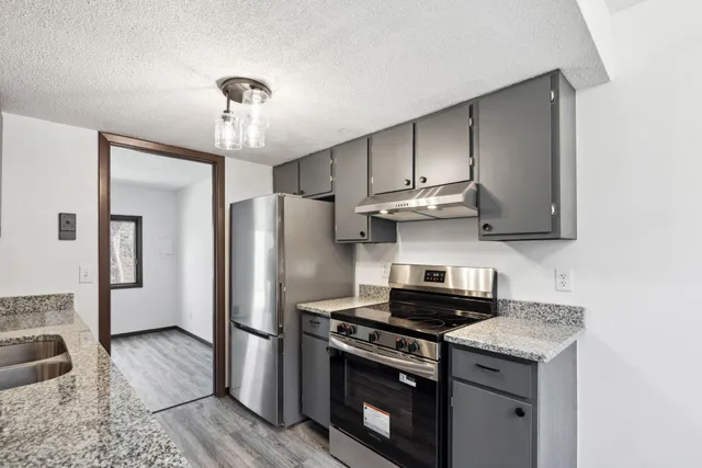 $209,900 | 7502 Germane Trail, Apple Valley, MN 55124