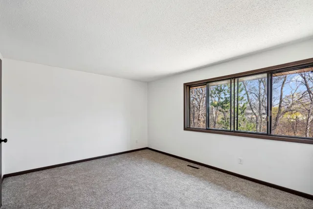 $209,900 | 7502 Germane Trail, Apple Valley, MN 55124