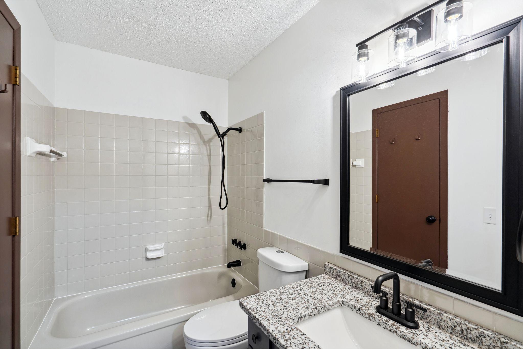 7502 Germane Trail Apple Valley, MN 55124 - Photo 15 of 27