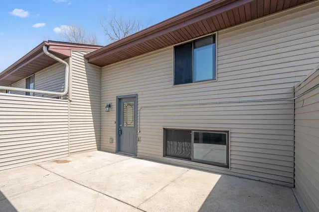 $209,900 | 7502 Germane Trail, Apple Valley, MN 55124