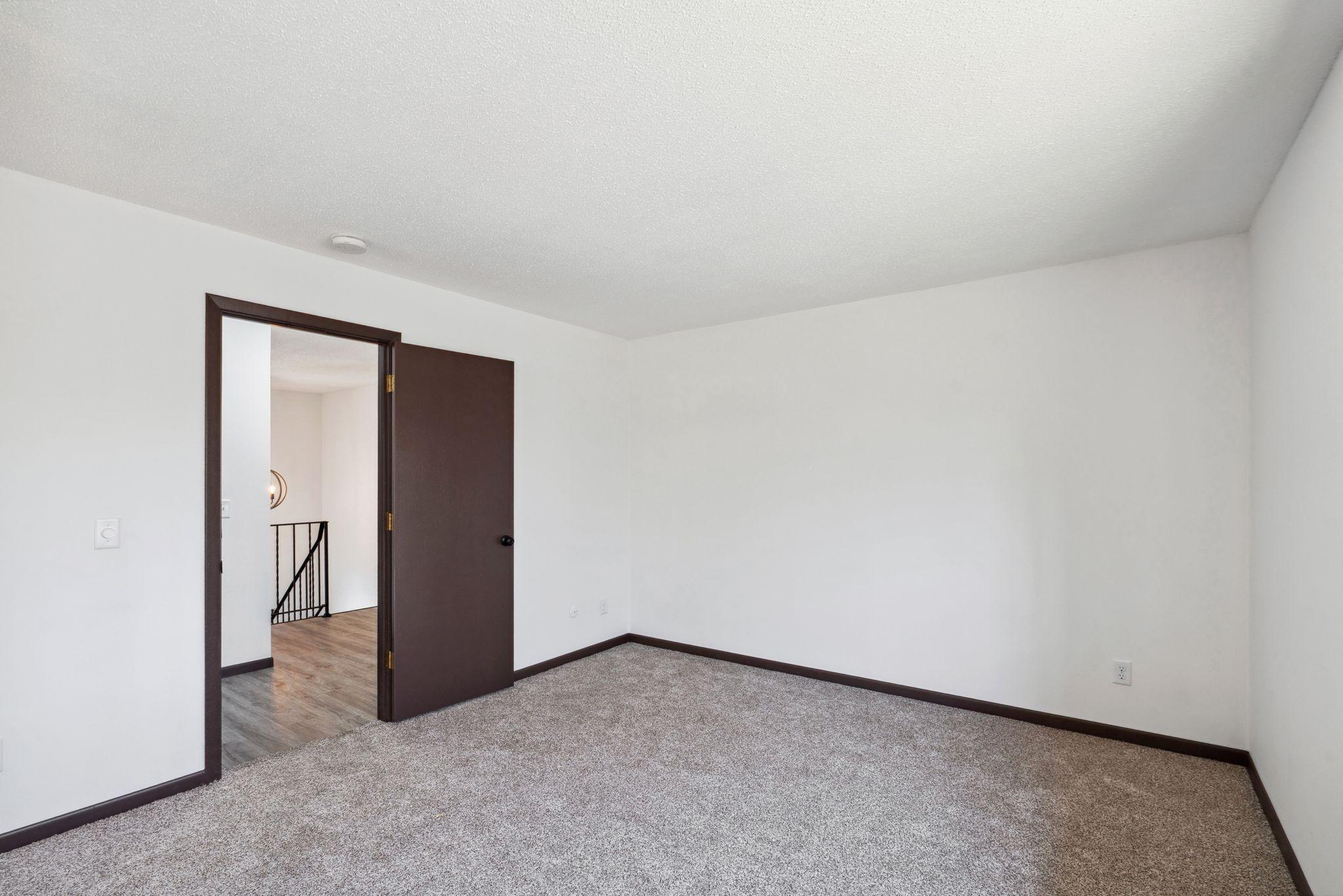 7502 Germane Trail Apple Valley, MN 55124 - Photo 10 of 27