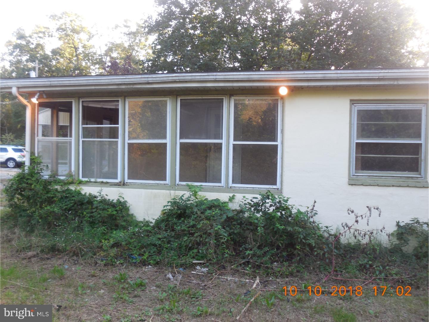 930 Almond Road Pittsgrove, NJ 08318 - Photo 2 of 11