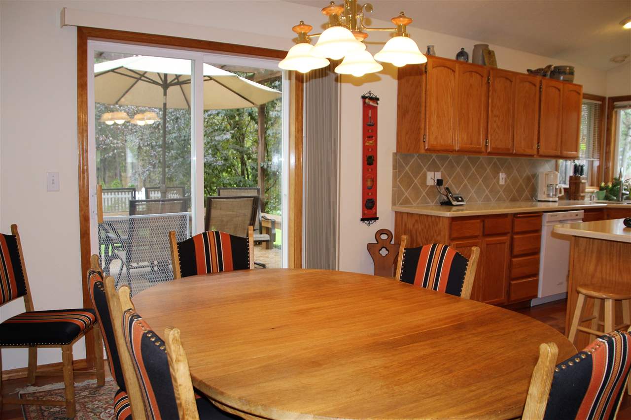 4702 East Woodglen Road Mead, WA 99021 - Photo 11 of 20