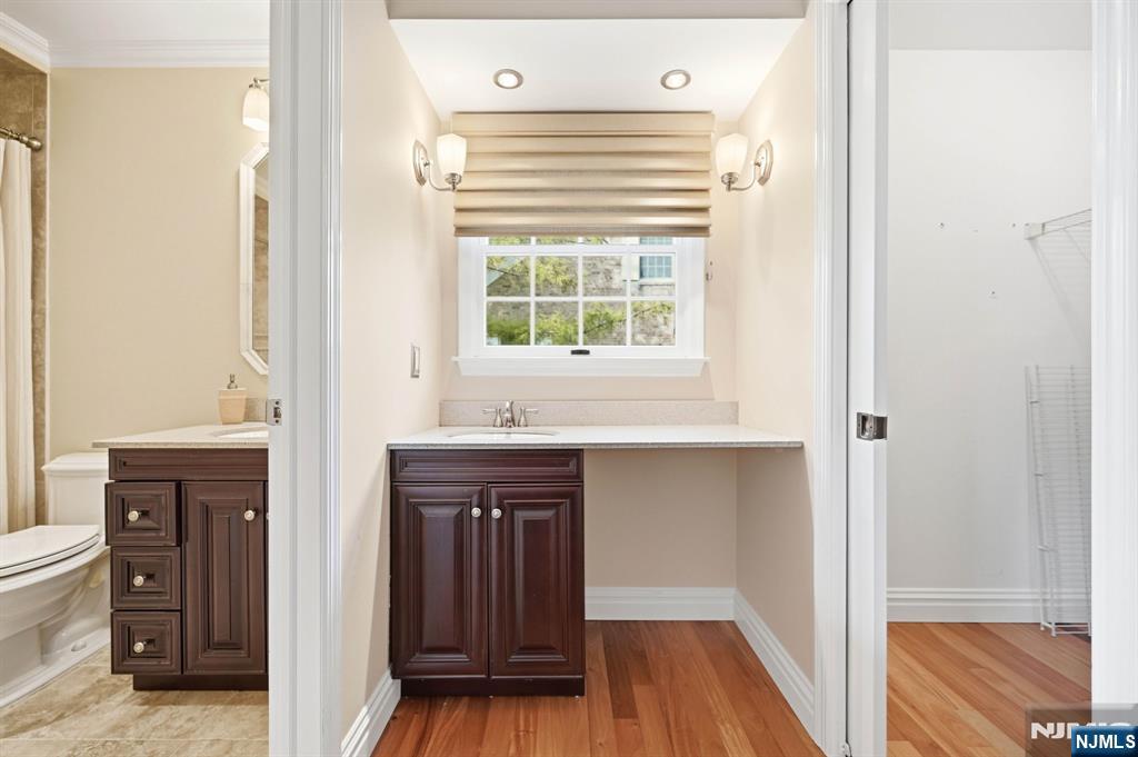 137A South Maple Avenue, Unit B Park Ridge, NJ 07656 - Photo 13 of 26