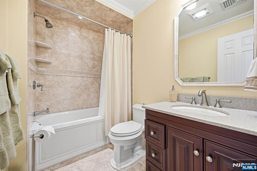 137A South Maple Avenue, Unit B Park Ridge, NJ 07656 - Photo 14 of 26