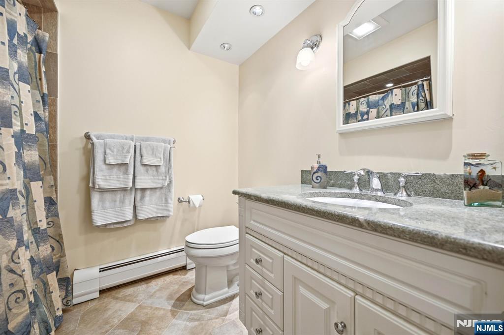 137A South Maple Avenue, Unit B Park Ridge, NJ 07656 - Photo 17 of 26