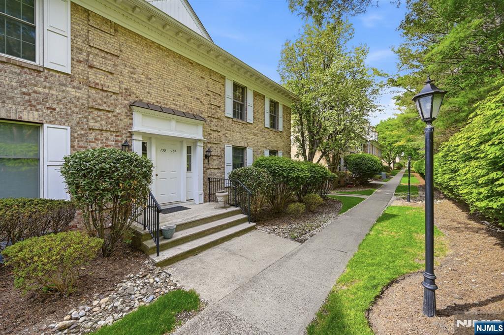 137A South Maple Avenue, Unit B Park Ridge, NJ 07656 - Photo 25 of 26