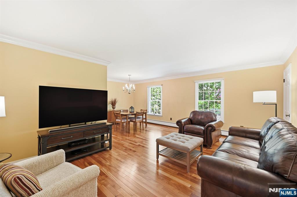 137A South Maple Avenue, Unit B Park Ridge, NJ 07656 - Photo 4 of 26