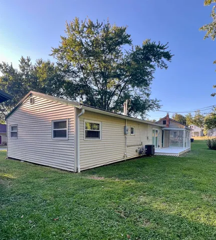 $184,900 | 274 West Faculty Drive, Paoli, IN 47454