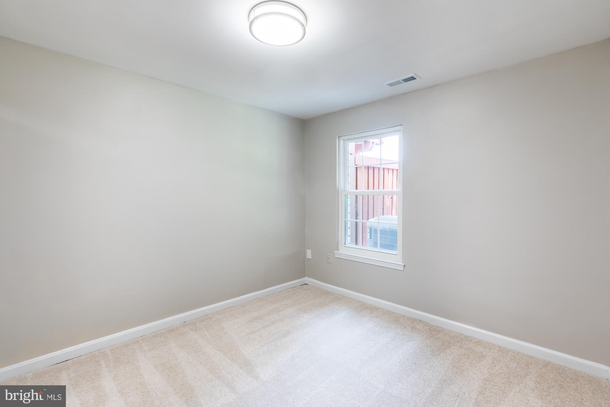 1665 Hugo Circle Silver Spring, MD 20906 - Photo 26 of 45 Gallery Image 26