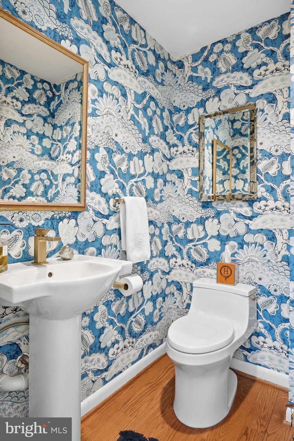 1718 Woodlore Road Annapolis, MD 21401 - Photo 17 of 58 Main Floor Half Bathroom