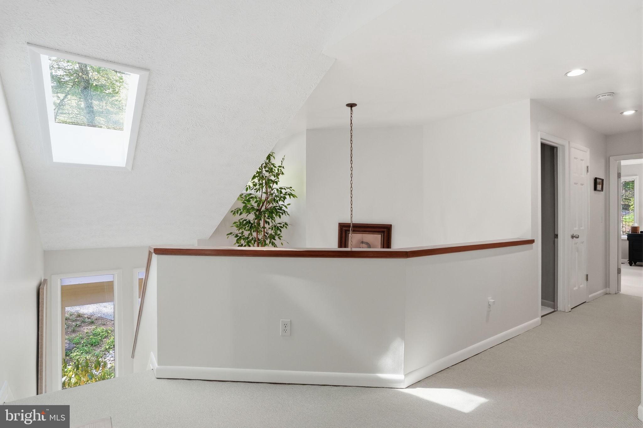 1718 Woodlore Road Annapolis, MD 21401 - Photo 19 of 58 Upstairs