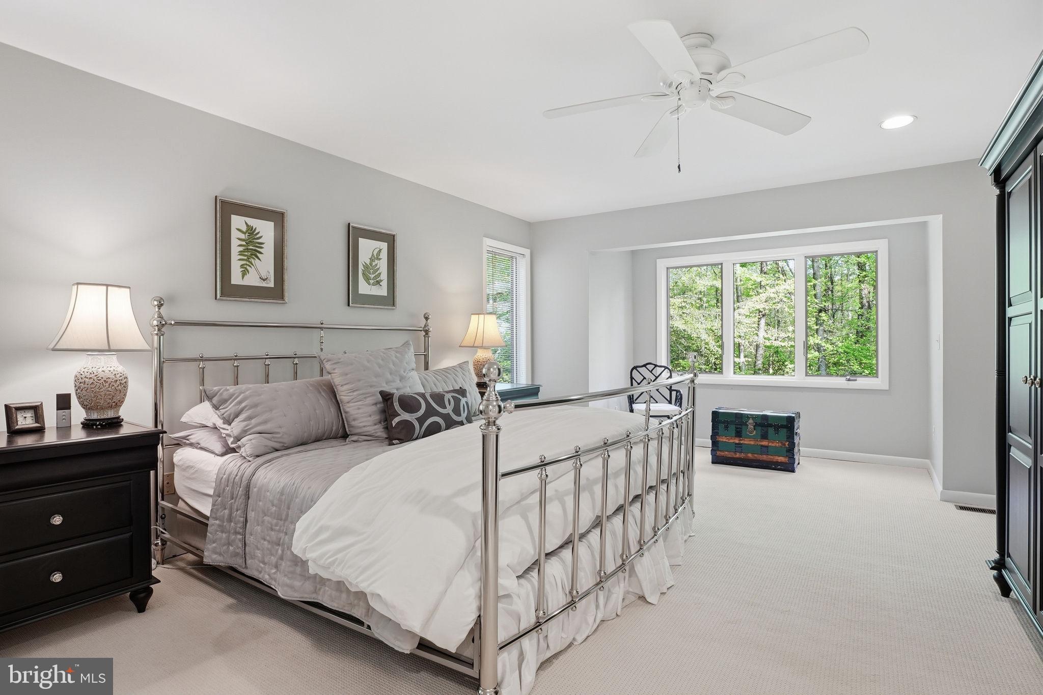 1718 Woodlore Road Annapolis, MD 21401 - Photo 20 of 58 Spacious Primary Bedroom