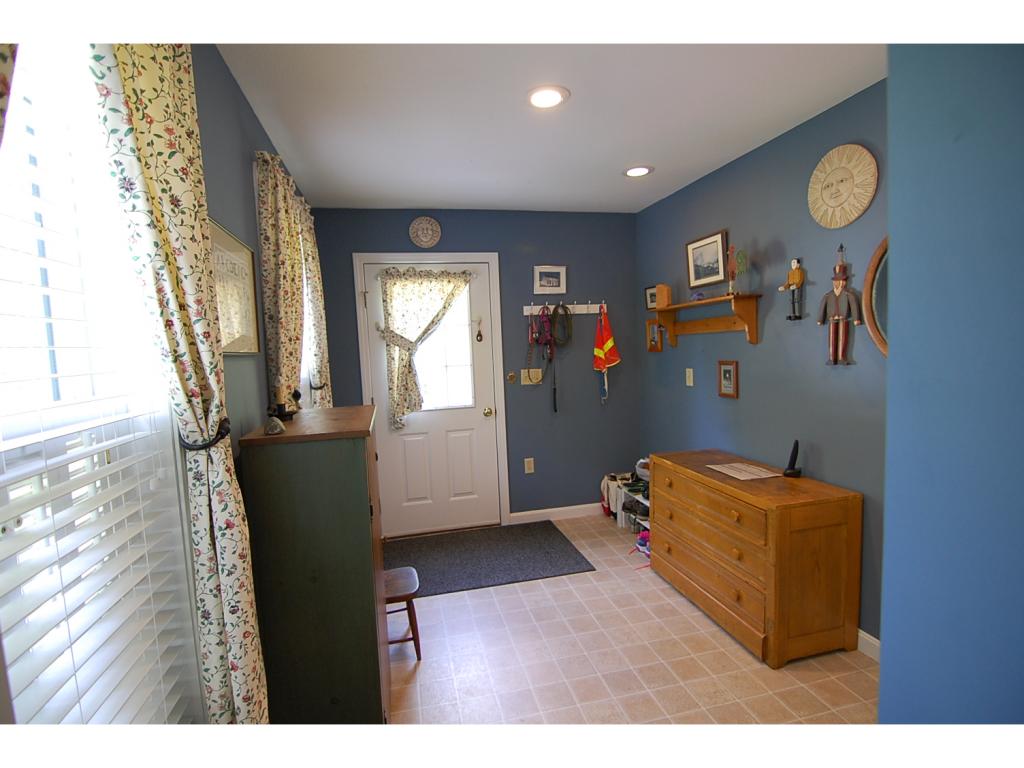 64 Pattee Road Warner, NH 03278 - Photo 4 of 17