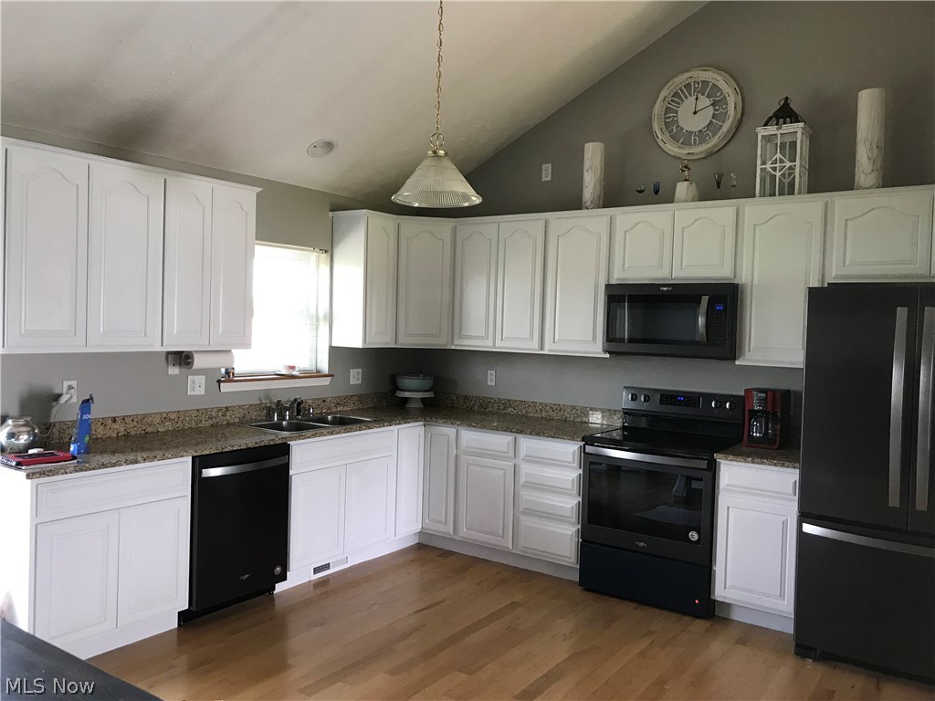 9240 Fowl Road Elyria, OH 44035 - Photo 5 of 29 Gallery Image 5
